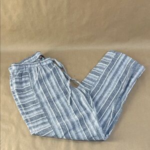 Carré Noir Women’s Grey Linen Pants (Size S)